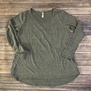 EUC Solid Grey LuLaRoe Lynnae Size L